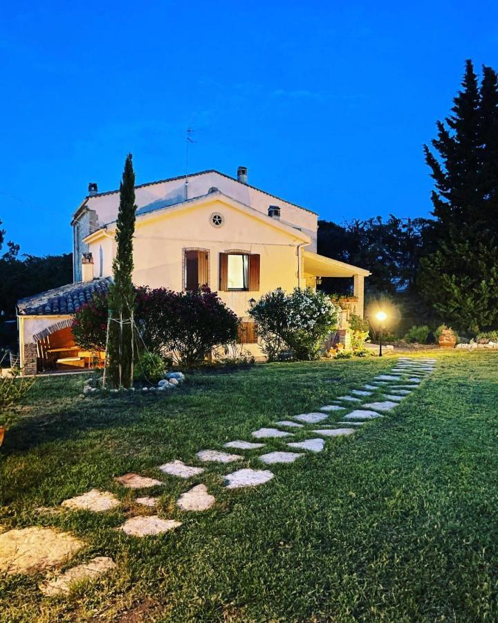 Bed and Breakfast Casale La Civetta Larino Екстер'єр фото